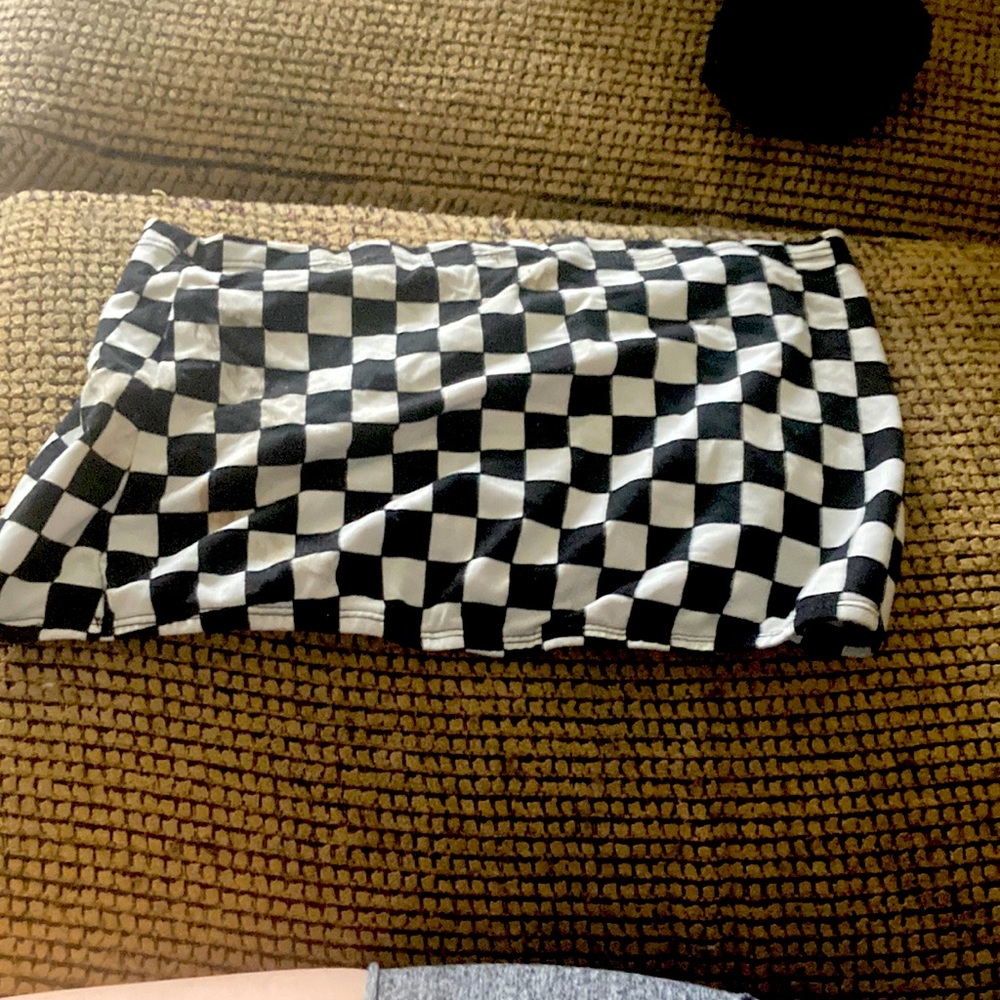Barley used checkered tube top
